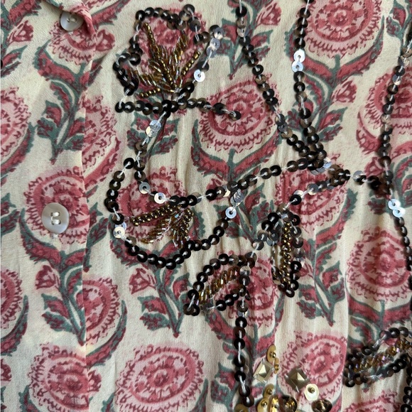 Zara button-up - Picture 3 of 3